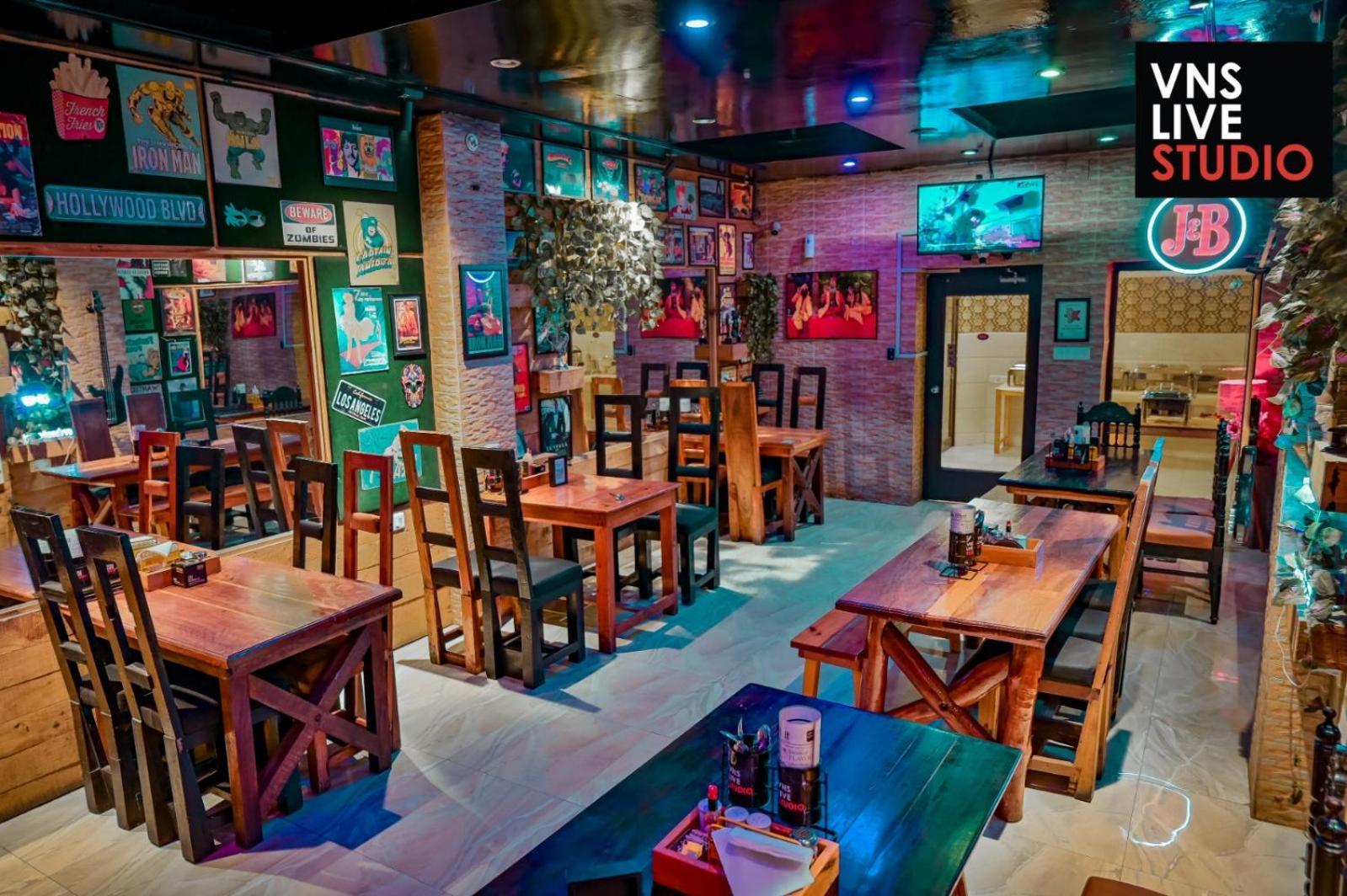 ורנאסי Hotel Varuna מראה חיצוני תמונה