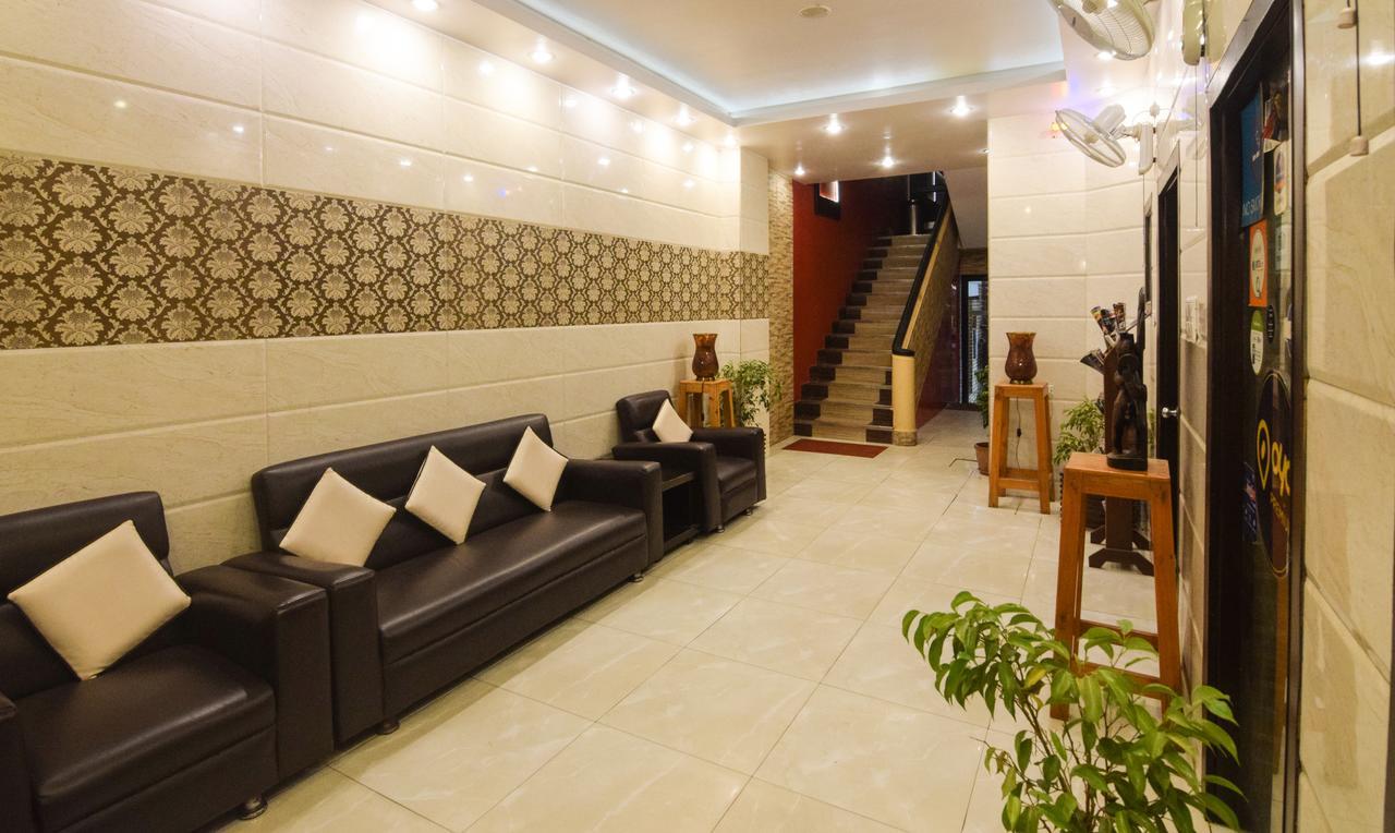 ורנאסי Hotel Varuna מראה חיצוני תמונה